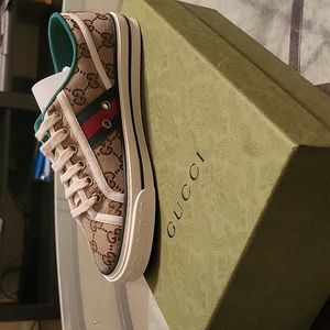 Gucci sneakers